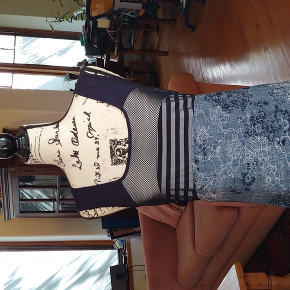 Great Dolcezza Standout Dress - Picture 2 of 5